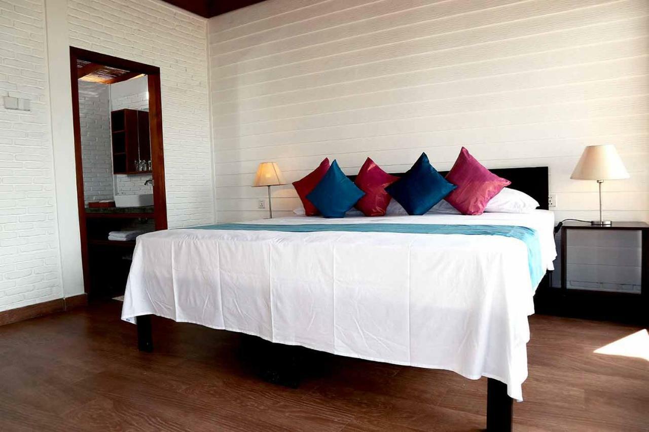 White Sands Beach Resort Lembeh Bitung Exteriér fotografie