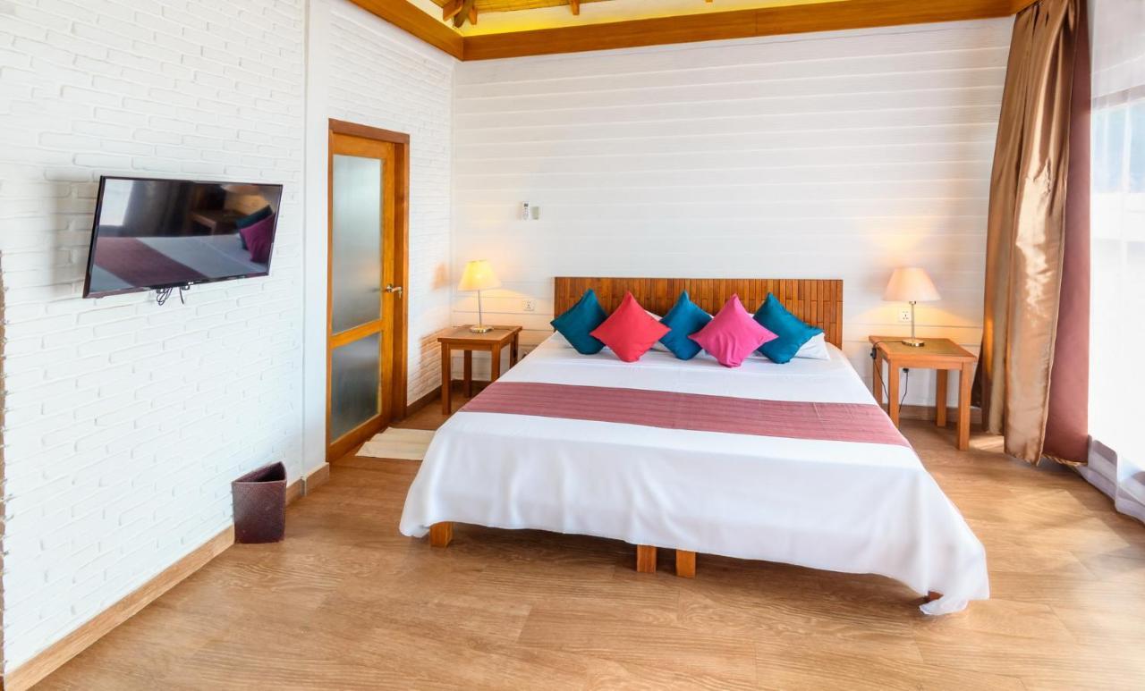 White Sands Beach Resort Lembeh Bitung Exteriér fotografie